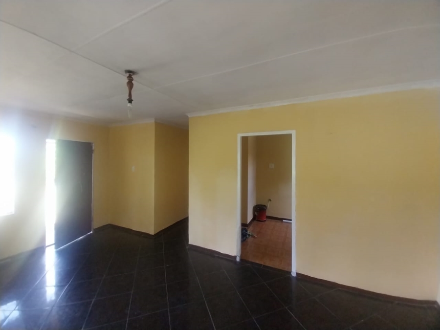 To Let 3 Bedroom Property for Rent in Northcrest Eastern Cape